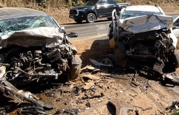 Tragédia na Rodovia: Acidente entre Fiat Strada e Hyundai HB20 Resulta em Duas Mortes