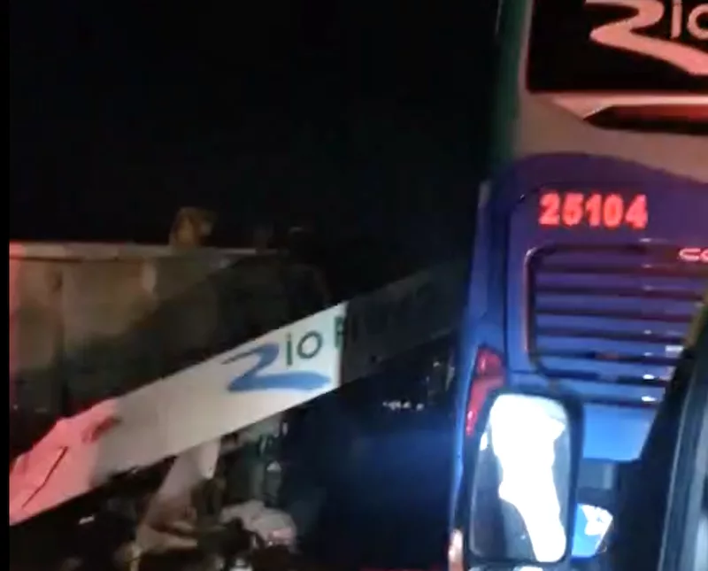BR-163 liberada entre Lucas-Mutum após mais de 9 horas de bloqueio; acidente deixou 11 mortos