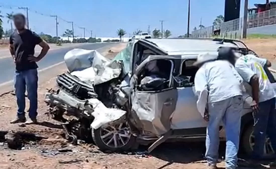 Três morrem em grave colisão entre carro e caminhonete no Nortão; criança e mulheres hospitalizadas