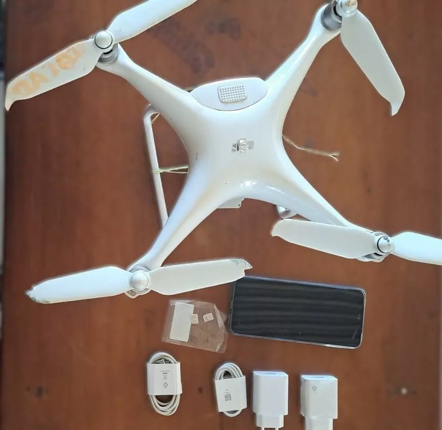 Drones são abatidos pela Polícia Penal após tentar deixar celulares em unidades prisionais do interior