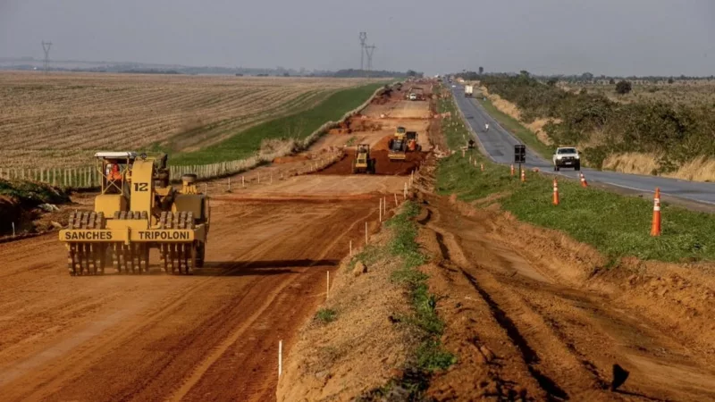 Concessionária avança com duplicação e altera tráfego na BR-163 em Sinop