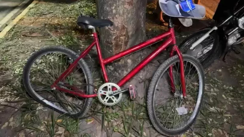 Ciclista e motociclista são hospitalizados após colisão em Sinop