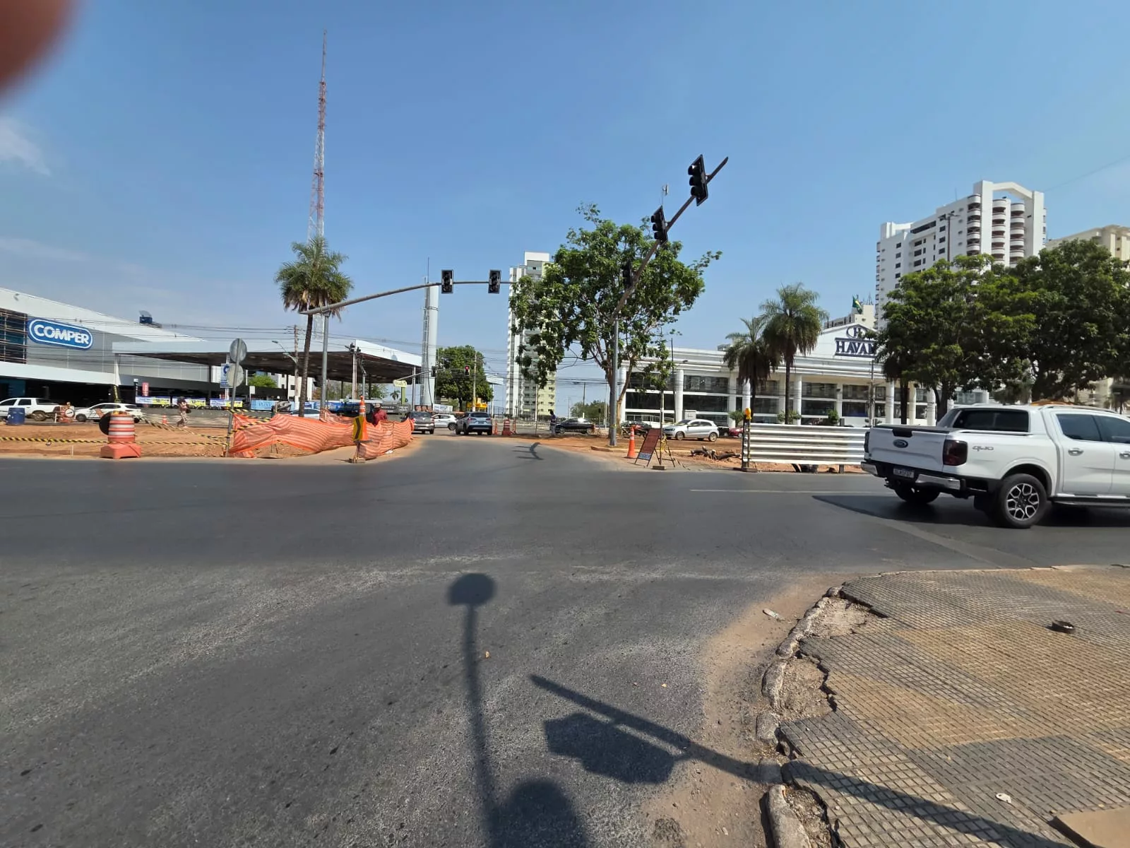 Alça que cruza a Av. do CPA nas proximidades do Comper será fechada nesta segunda