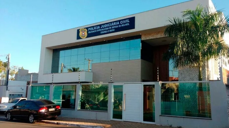 Polícia Civil cumpre prisão de homem investigado por tentativa de feminicídio