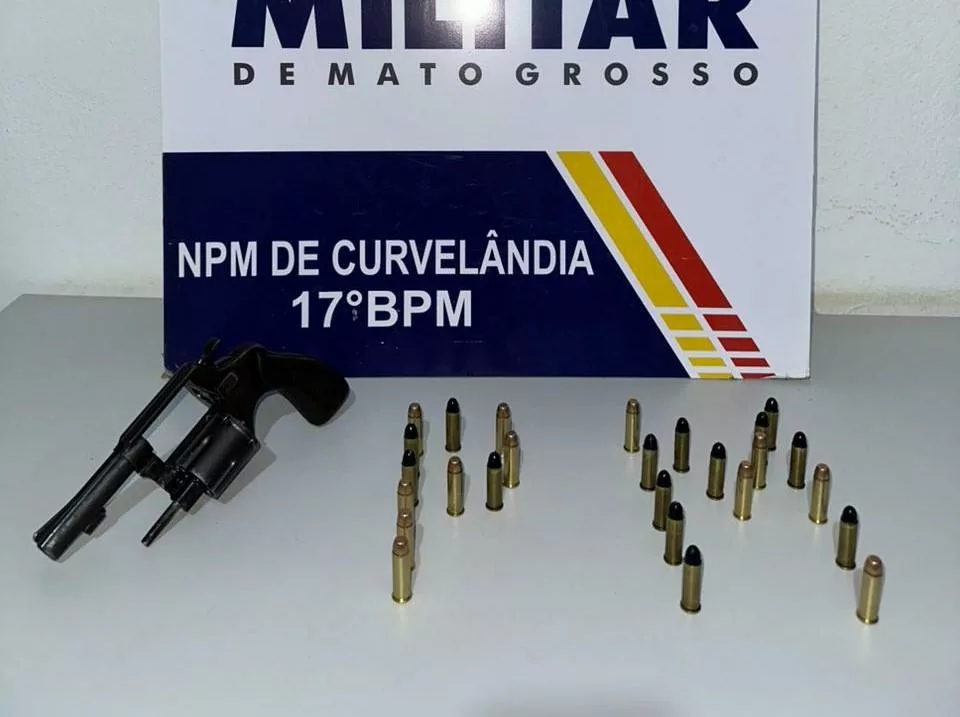 PM prende homem por ameaça de morte contra os pais, apreende revólver e munições