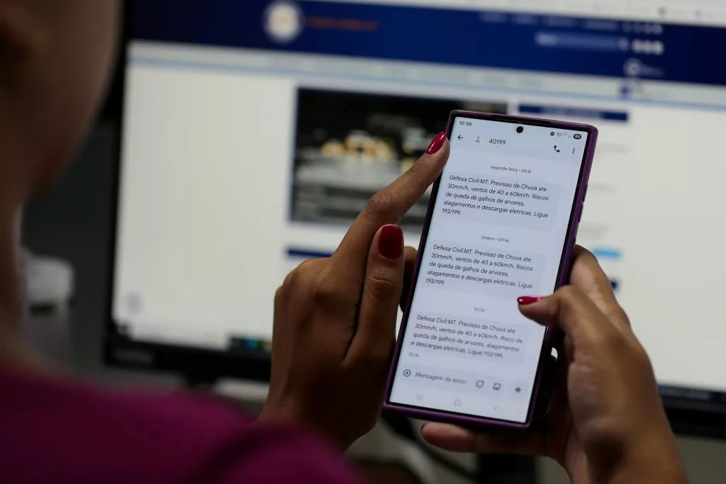 Saiba como se cadastrar para receber alertas da Defesa Civil no seu celular