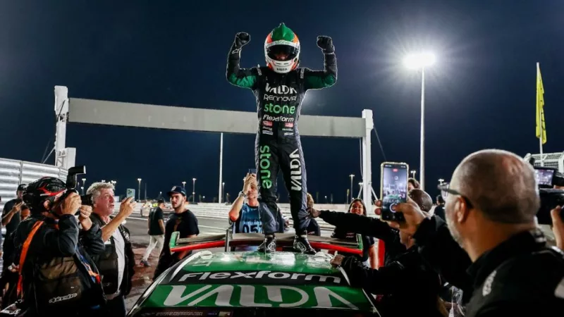 “Já corri 24h em Dubai e não vi essa iluminação nem lá; é maravilhosa”, afirma 1° campeão da Stock Car no Autódromo Internacional de MT