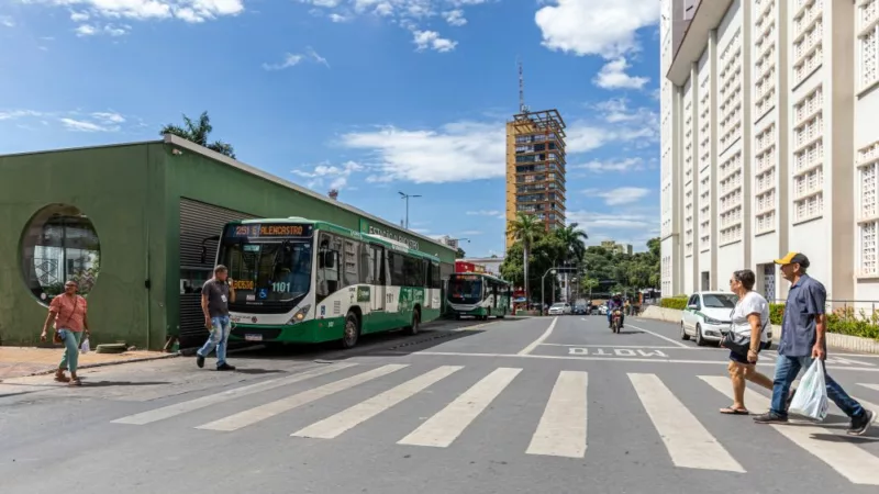 Ônibus serão gratuitos em Cuiabá na reta final do ano; confira as datas