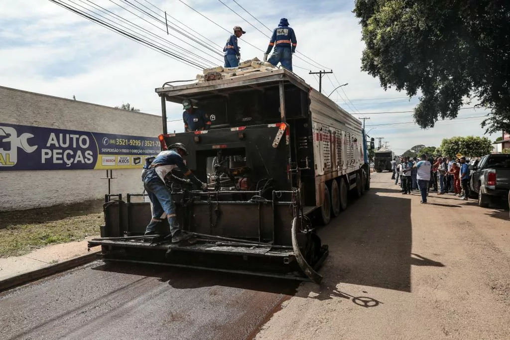 Governo vai investir R$ 68,7 milhões para recuperação de asfalto em nove cidades da Baixada Cuiabana