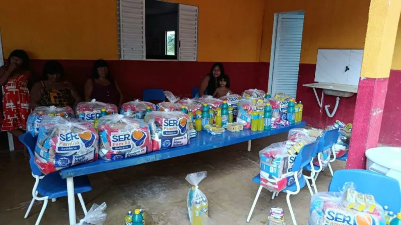 Governo de MT entrega 800 cestas de alimentos e kits de higiene a aldeias indígenas do Xingu