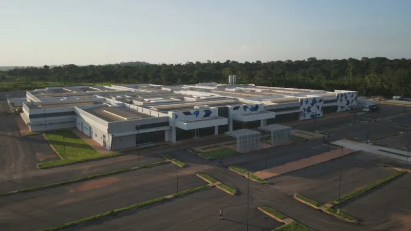 Obras dos quatro novos Hospitais Regionais avançam em Mato Grosso