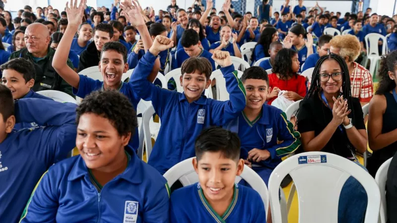 Ensino Fundamental avança com política inédita e foco na aprendizagem em Mato Grosso