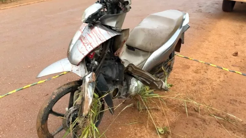 Adolescente colide moto em poste e morre em Sinop