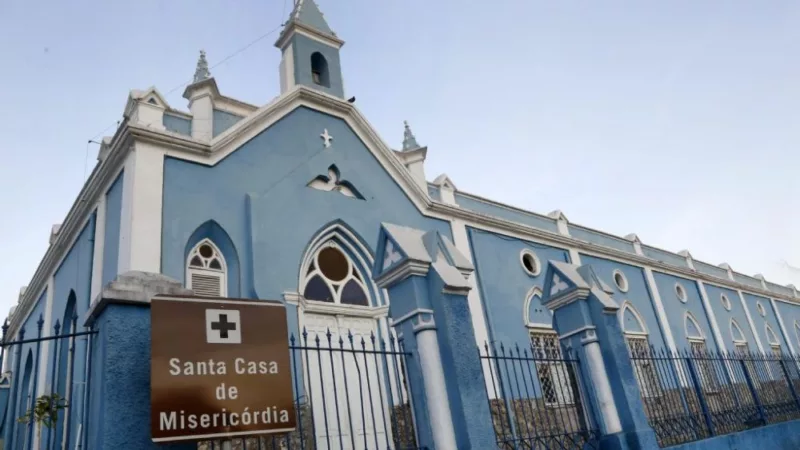 Prefeito anuncia lance de R$ 30 milhões para compra da Santa Casa de Cuiabá