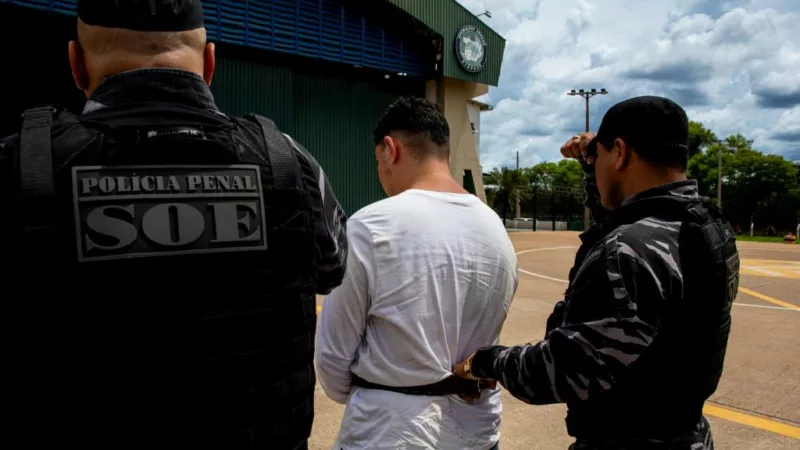 Acusado de matar sargento da PM é transferido para prisão de Cuiabá para responder pelo crime