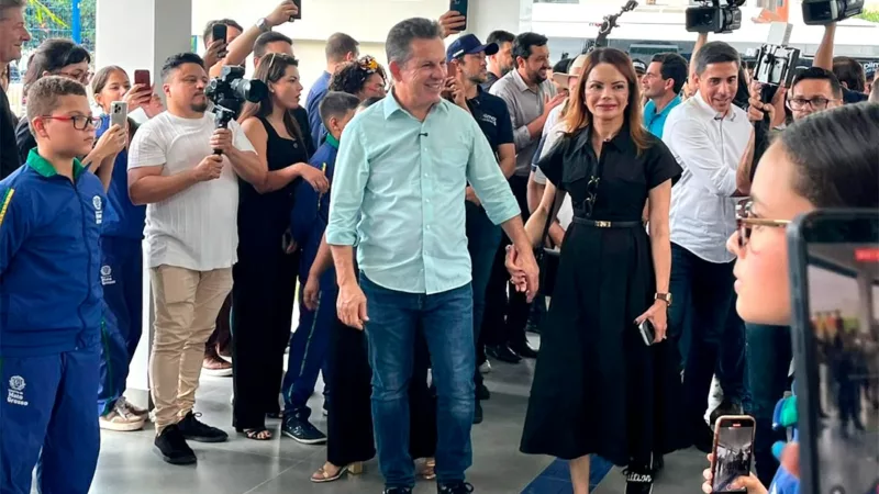 Governador chega em Sinop para inaugurar escola, lançar obras e entregar maquinários